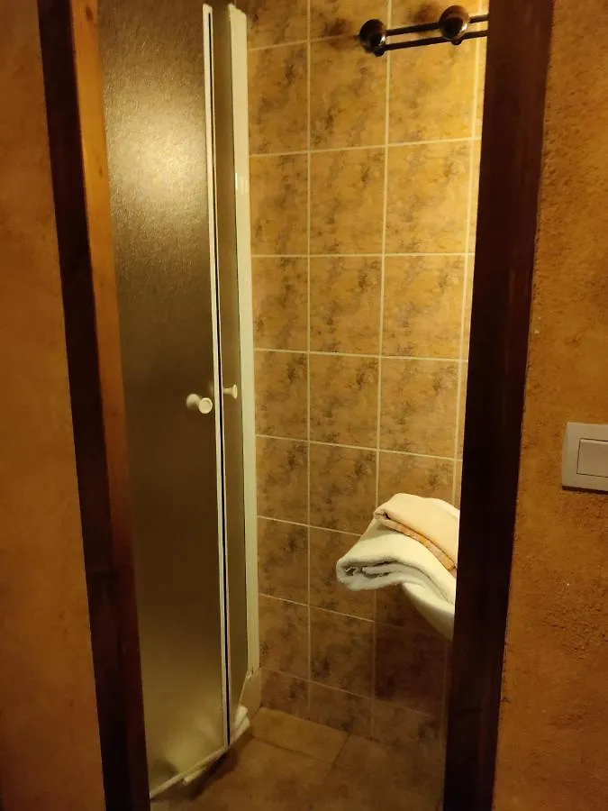 لي جيه B&B La Seigneurie 0*, لي جيه فرنسا